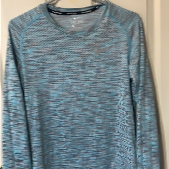 Shirts - Picture 4 of 7